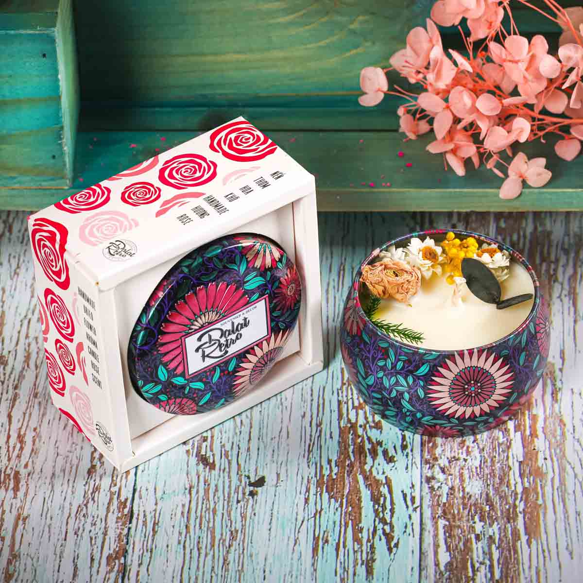 Nến thơm hộp thiết hoa văn: Hoa hồng Rose