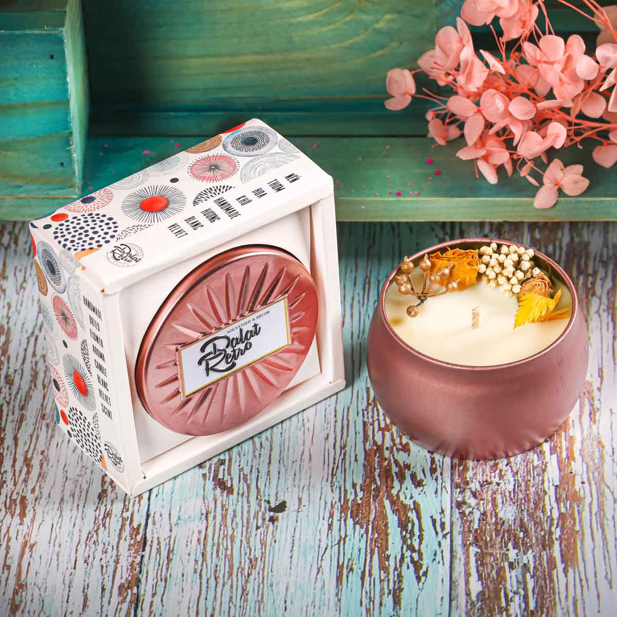 Nến thơm hộp thiết hoa văn: Nhung trắng Blanc velvet