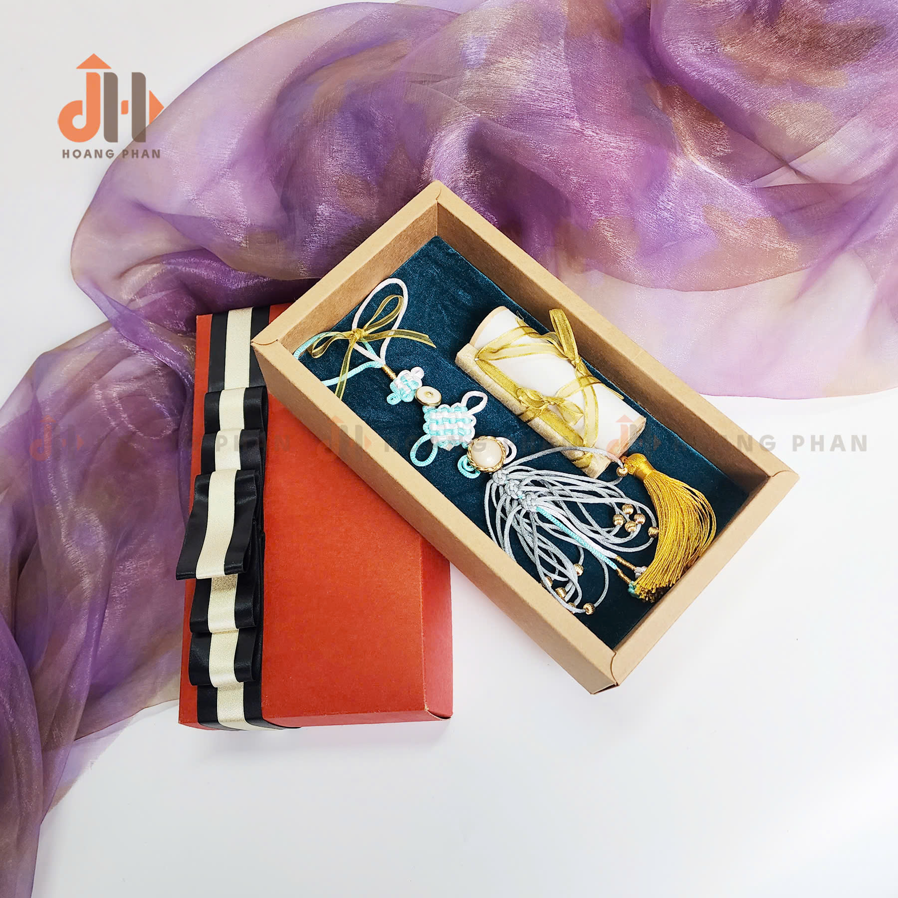 Set Quà "Định Duyên" Phiên Bản "Bích Chu"